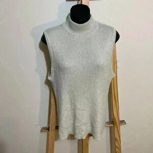 Reference Point New York, Women’s high neck sweater tank, size XL